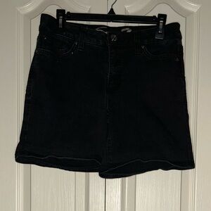 Women's Black Jean Weekend Shorts | Size 10